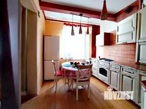 2-к квартира, вторичка, 57м2, 11/18 этаж