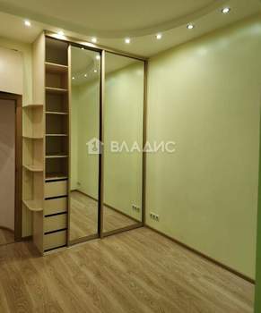 2-к квартира, вторичка, 70м2, 1/16 этаж