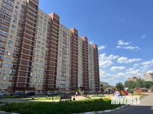 2-к квартира, вторичка, 60м2, 10/17 этаж