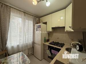 2-к квартира, вторичка, 44м2, 1/4 этаж