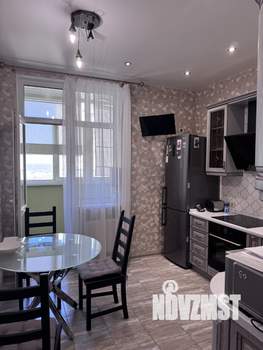 2-к квартира, вторичка, 63м2, 19/23 этаж