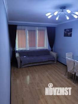 2-к квартира, вторичка, 42м2, 1/4 этаж