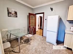 2-к квартира, вторичка, 68м2, 4/10 этаж