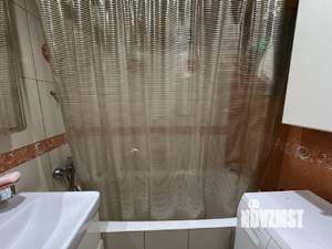 3-к квартира, вторичка, 63м2, 9/9 этаж