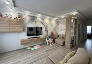 2-к квартира, вторичка, 63м2, 9/17 этаж