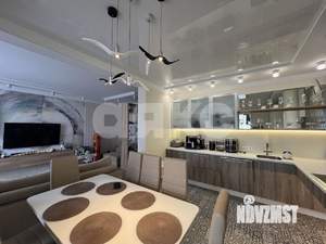 2-к квартира, вторичка, 63м2, 9/17 этаж