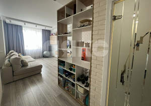 2-к квартира, вторичка, 63м2, 9/17 этаж