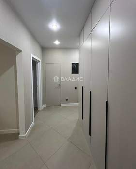 2-к квартира, вторичка, 64м2, 9/17 этаж