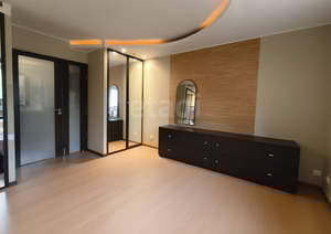 2-к квартира, вторичка, 65м2, 1/10 этаж