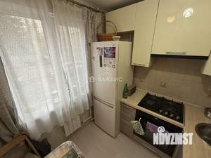 2-к квартира, вторичка, 44м2, 1/4 этаж