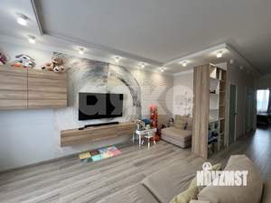 2-к квартира, вторичка, 63м2, 9/17 этаж