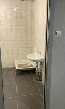 2-к квартира, вторичка, 58м2, 1/3 этаж