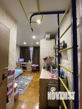 4-к квартира, вторичка, 64м2, 2/9 этаж