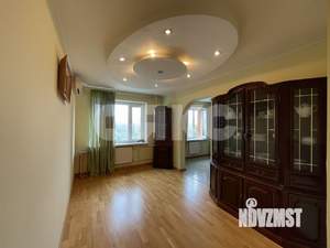 4-к квартира, вторичка, 104м2, 7/9 этаж