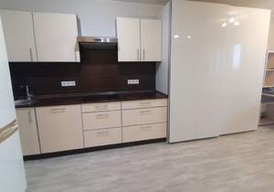 Студия квартира, вторичка, 37м2, 18/22 этаж