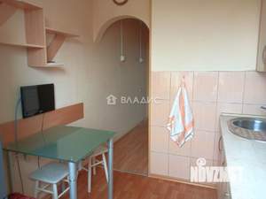 4-к квартира, вторичка, 74м2, 6/9 этаж