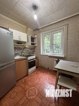 2-к квартира, вторичка, 44м2, 1/5 этаж
