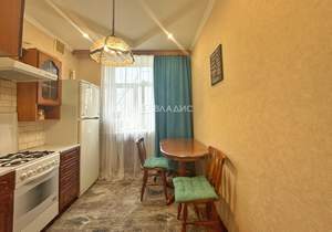 2-к квартира, вторичка, 47м2, 3/3 этаж