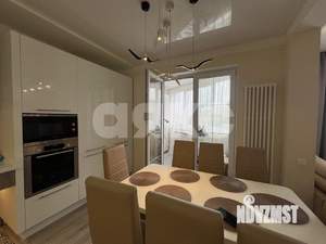 2-к квартира, вторичка, 63м2, 9/17 этаж