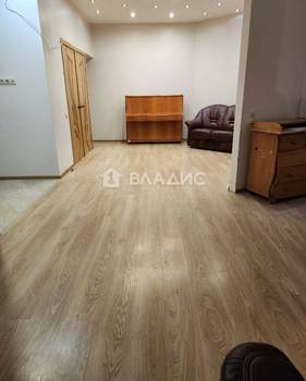 2-к квартира, вторичка, 70м2, 1/16 этаж