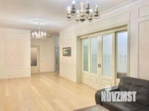 3-к квартира, вторичка, 120м2, 10/22 этаж