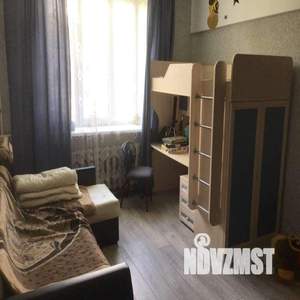 3-к квартира, вторичка, 75м2, 1/3 этаж