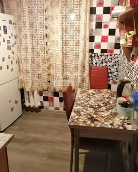 3-к квартира, вторичка, 56м2, 4/5 этаж