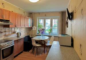 3-к квартира, вторичка, 82м2, 1/9 этаж