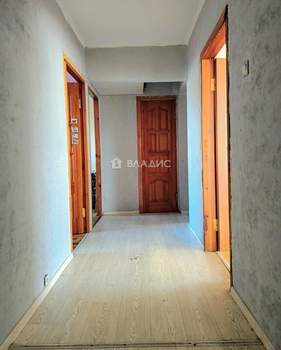 3-к квартира, вторичка, 63м2, 5/9 этаж