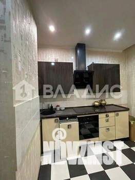 2-к квартира, вторичка, 68м2, 3/16 этаж