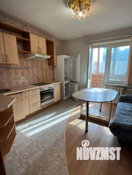 2-к квартира, вторичка, 64м2, 8/10 этаж