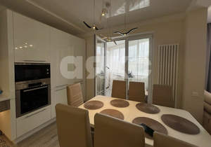 2-к квартира, вторичка, 63м2, 9/17 этаж