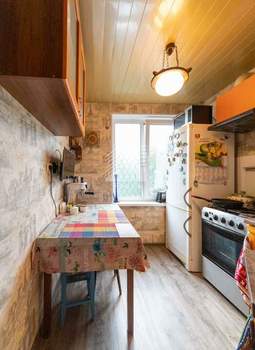 2-к квартира, вторичка, 42м2, 4/5 этаж
