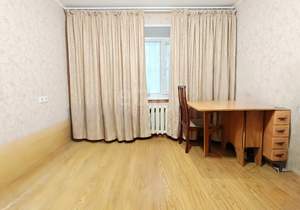 4-к квартира, вторичка, 61м2, 1/5 этаж