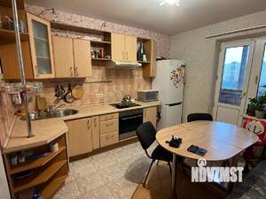 2-к квартира, вторичка, 64м2, 8/10 этаж