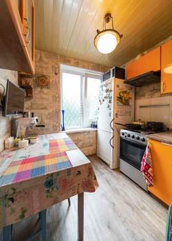 2-к квартира, вторичка, 42м2, 4/5 этаж