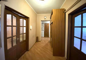 3-к квартира, вторичка, 83м2, 1/3 этаж