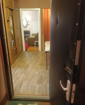3-к квартира, вторичка, 63м2, 8/10 этаж