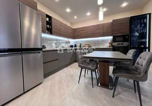 3-к квартира, вторичка, 110м2, 11/17 этаж