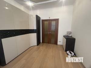 2-к квартира, вторичка, 63м2, 13/22 этаж