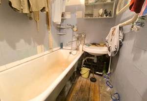 4-к квартира, вторичка, 63м2, 5/5 этаж