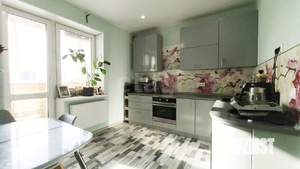 3-к квартира, вторичка, 70м2, 7/17 этаж
