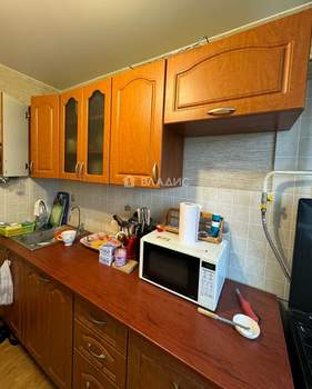 3-к квартира, вторичка, 63м2, 8/9 этаж