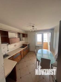 4-к квартира, вторичка, 95м2, 8/17 этаж