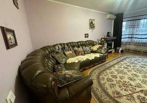 4-к квартира, вторичка, 106м2, 3/9 этаж