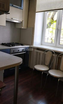 2-к квартира, вторичка, 43м2, 1/3 этаж