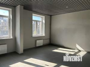 2-к квартира, вторичка, 61м2, 1/3 этаж