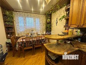 4-к квартира, вторичка, 106м2, 3/9 этаж