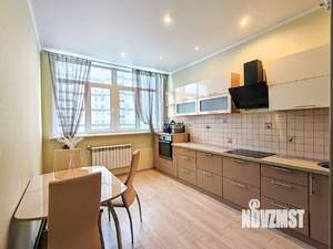 2-к квартира, вторичка, 63м2, 13/22 этаж