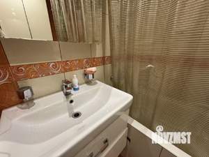 3-к квартира, вторичка, 63м2, 9/9 этаж